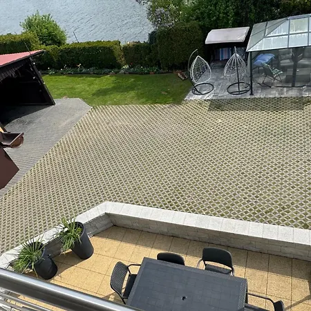 度假居 Dom Nad Jeziorem