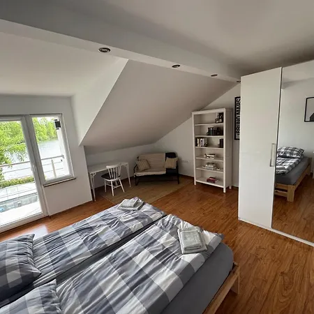 Dom Nad Jeziorem Holiday home