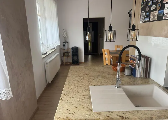 Dom Nad Jeziorem Дом отдыха *