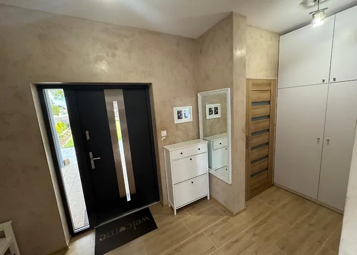 Dom Nad Jeziorem 度假居 *