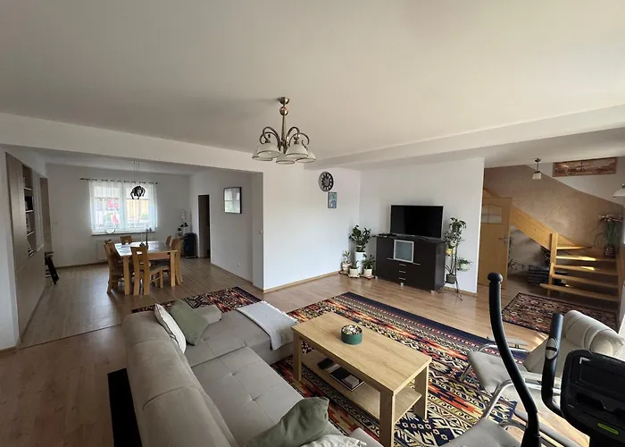 Dom Nad Jeziorem 度假居 Rokity (Pomerania)